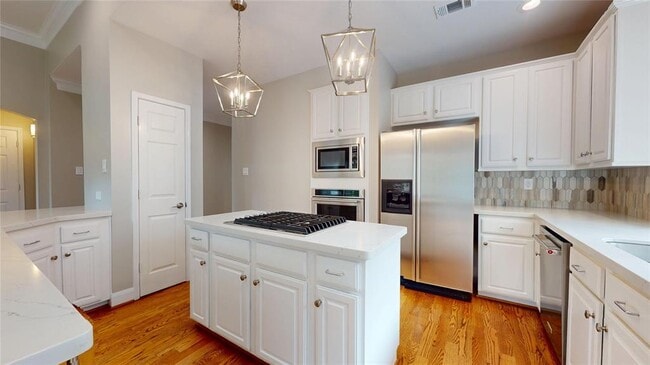 Building Photo - 6911 Lawler Ridge