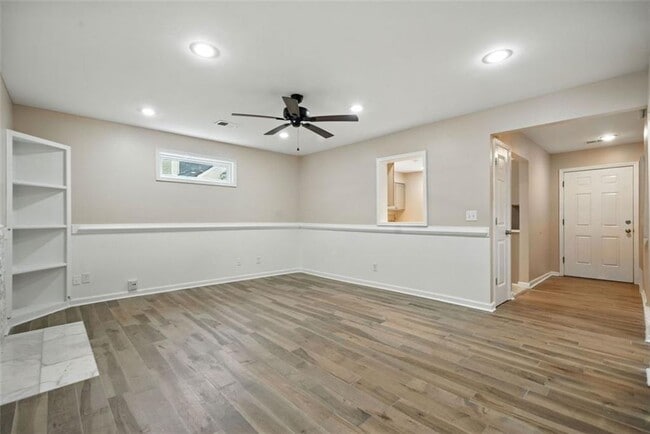 Building Photo - 4445 Aspen Woods Ct