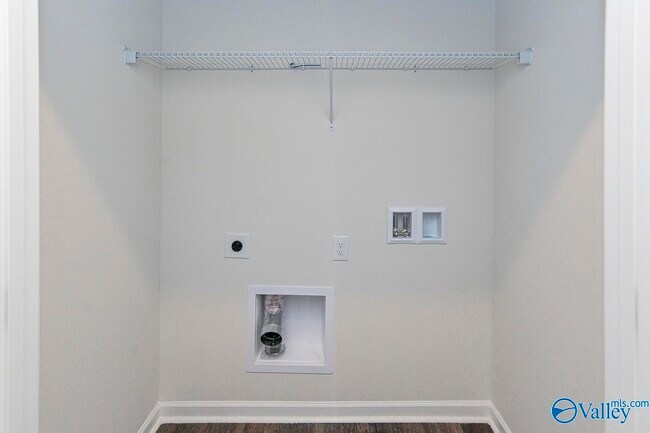 Building Photo - 103 Betty Williams Dr