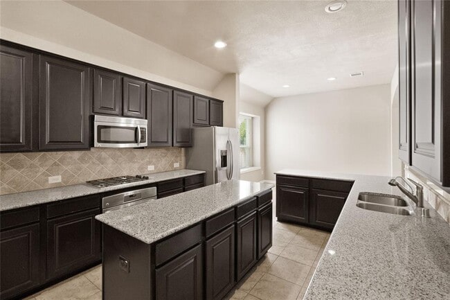 Building Photo - 2 Prairie Falcon Place
