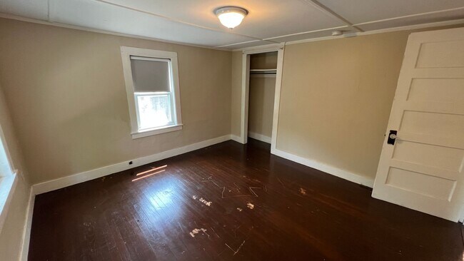 Building Photo - LO-73-75 Buffumsville Rd