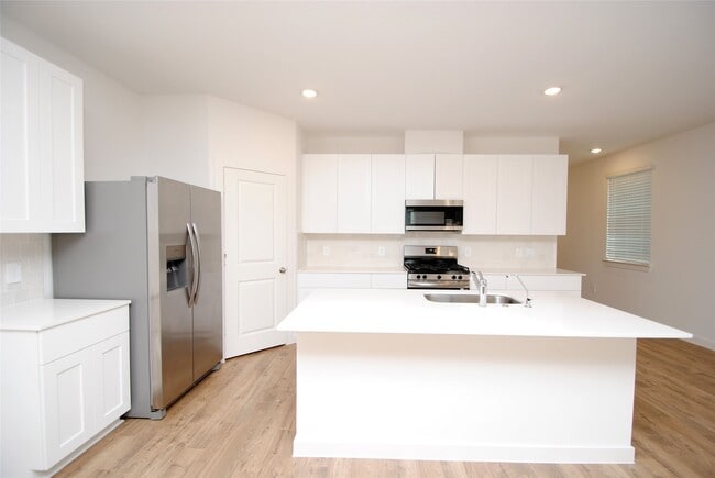 Building Photo - 3555 Adelie Ln