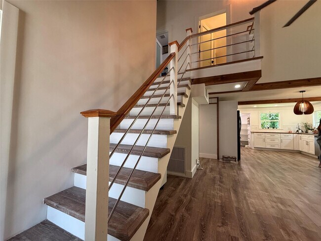 Building Photo - 22990 SW 156th Ave