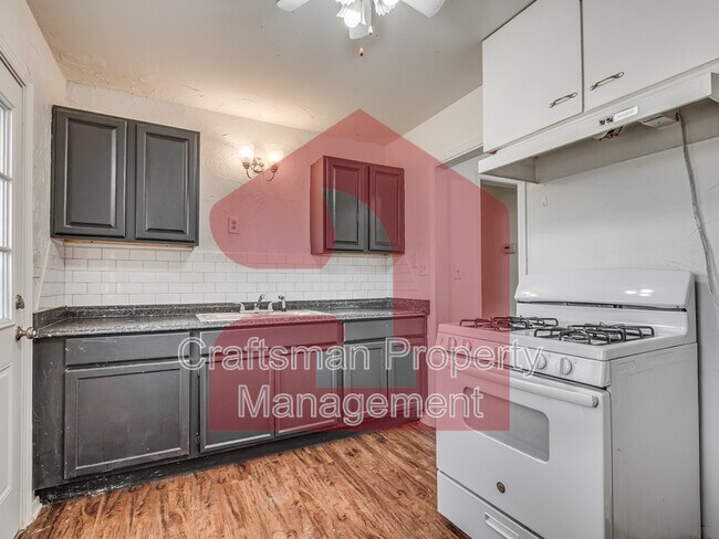 Building Photo - 2017 Downing St