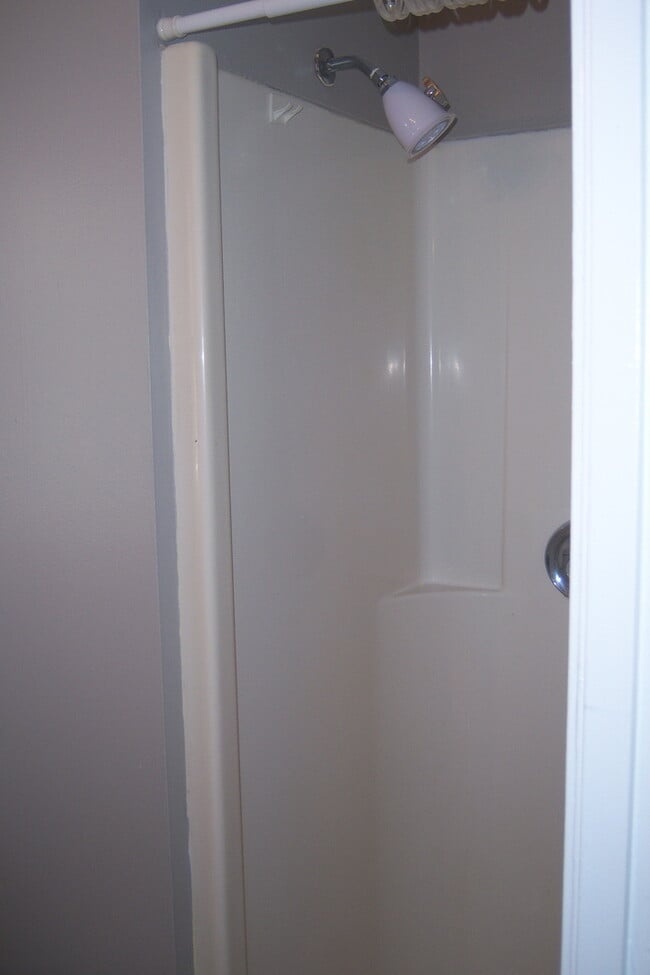 Building Photo - 4 Winter St