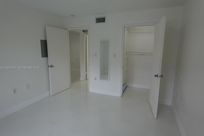 Building Photo - 15560 SW 104th Terrace