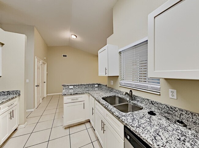 Building Photo - 2938 Hickory Ridge Dr