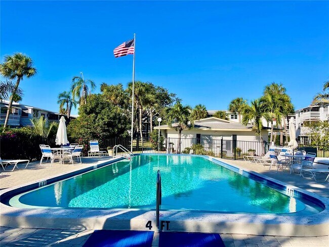 Building Photo - 1625 Leisure Dr