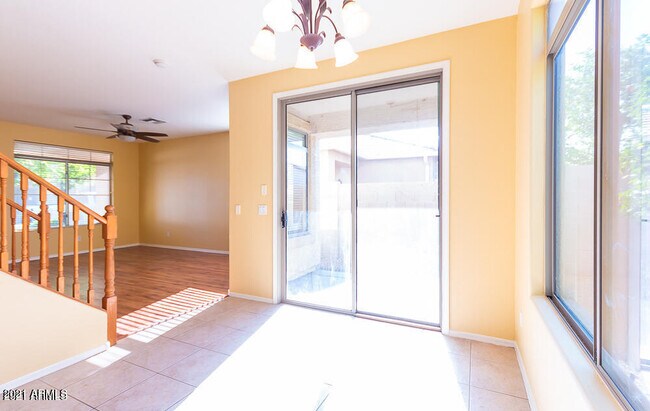 Building Photo - 1296 E Weatherby Way