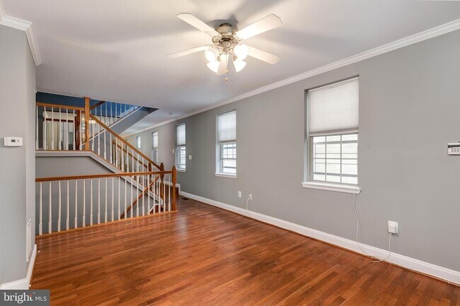 Building Photo - 130 N Collington Ave