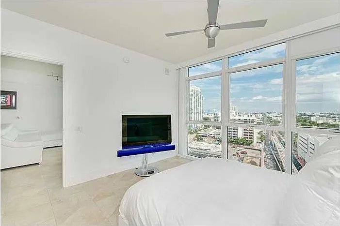 Building Photo - 450 Alton Rd