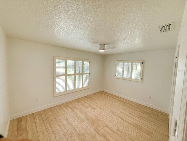 Building Photo - 4560 Rickover Ct