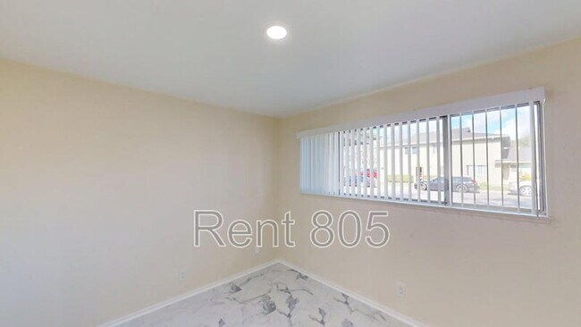 Building Photo - 2585 Anchor Ave