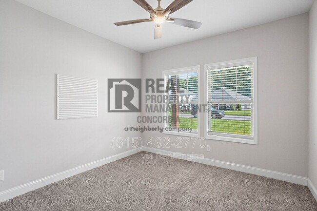 Building Photo - 338 Crusaw Dr