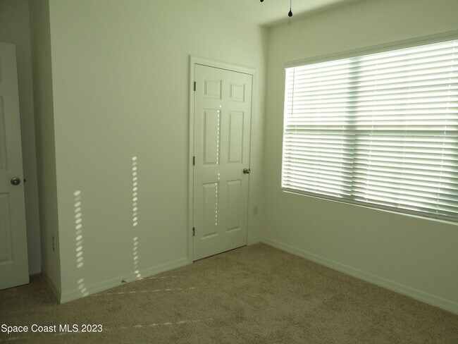 Building Photo - 3782 Coachman Ln SE