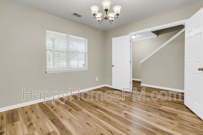 Building Photo - 1333 Pinyon Pine Dr