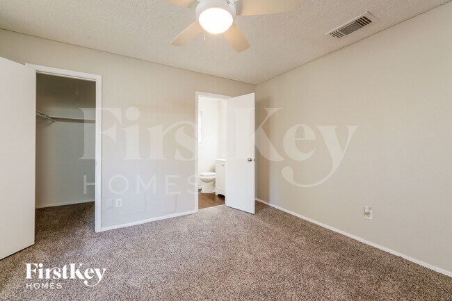 Building Photo - 23314 Balthasar St