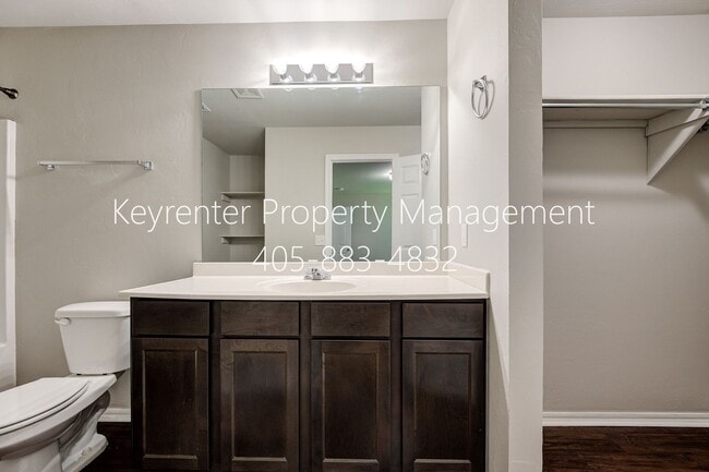 Building Photo - Gorgeous 3 Bed 2 Bath in Moore/SE OKC