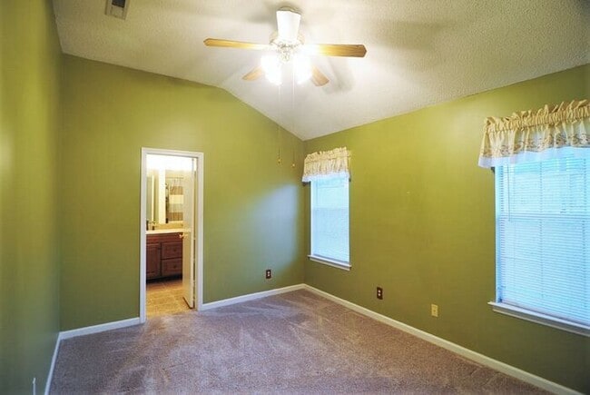 Building Photo - 220 Knox Creek Trail NW