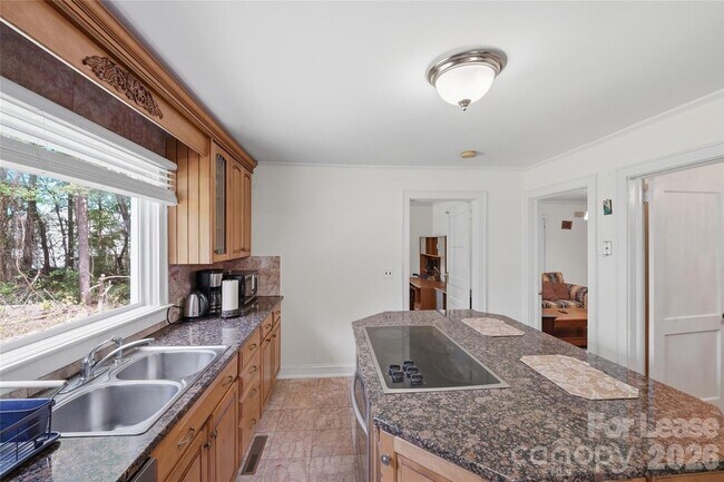 Building Photo - 3120 Baucom Rd