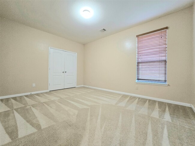 Building Photo - 22526 Belmont Cove Ln