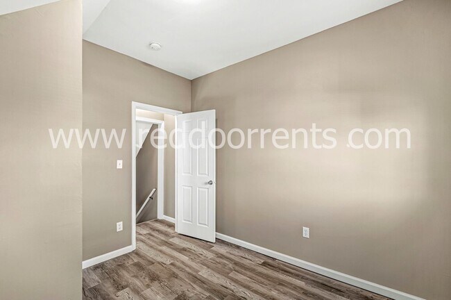 Building Photo - MOVE IN SPECIAL: HALF OFF THE FIRST MONTH’...