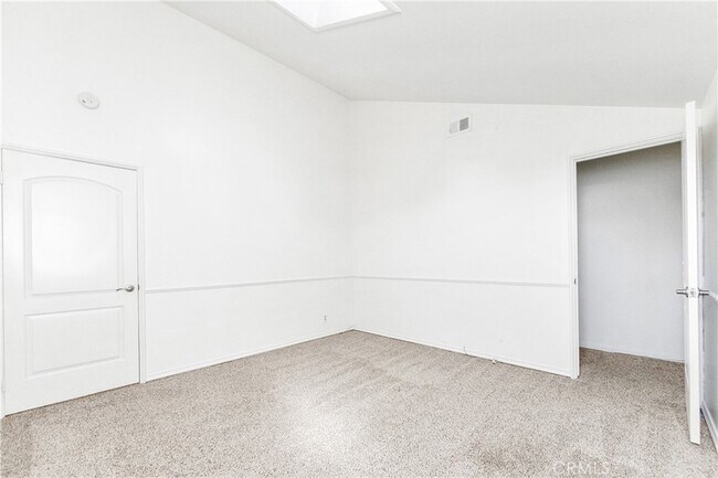 Building Photo - 16293 Wayfarer Ln