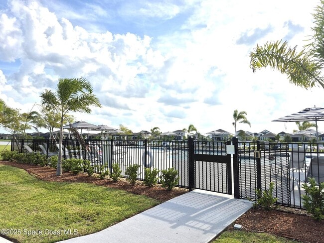 Building Photo - 2779 Pangea Cir