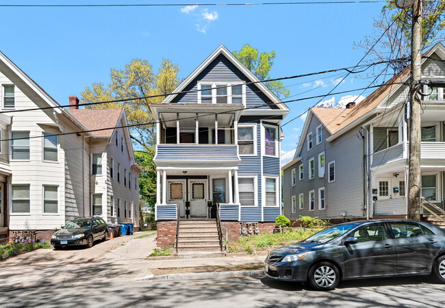 Primary Photo - 253 Chatham St