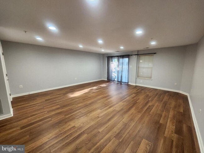 Building Photo - 729 Olive Wood Ln