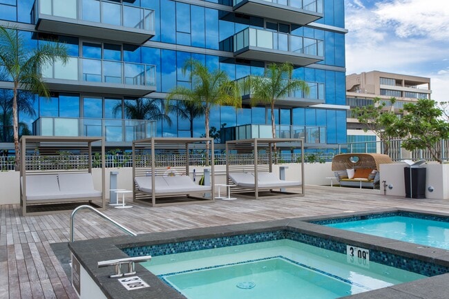 Building Photo - 600 Ala Moana Blvd