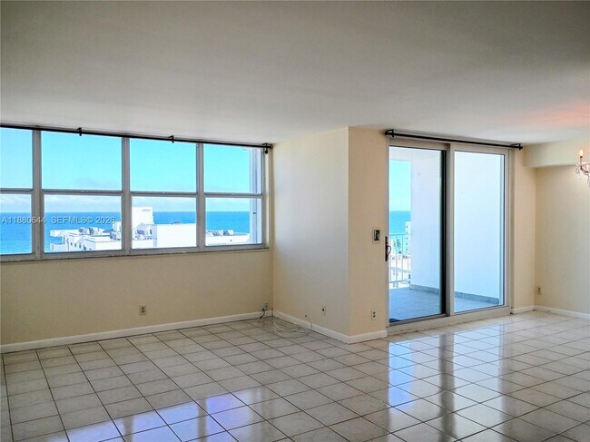 Building Photo - 1410 S Ocean Dr