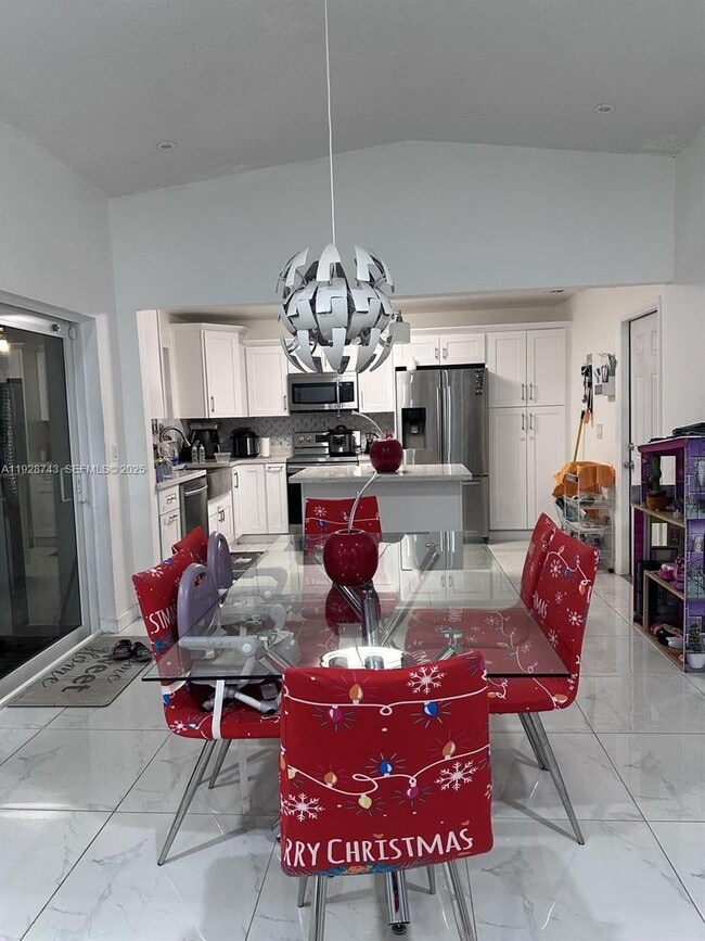 Building Photo - 26161 SW 130th Ave