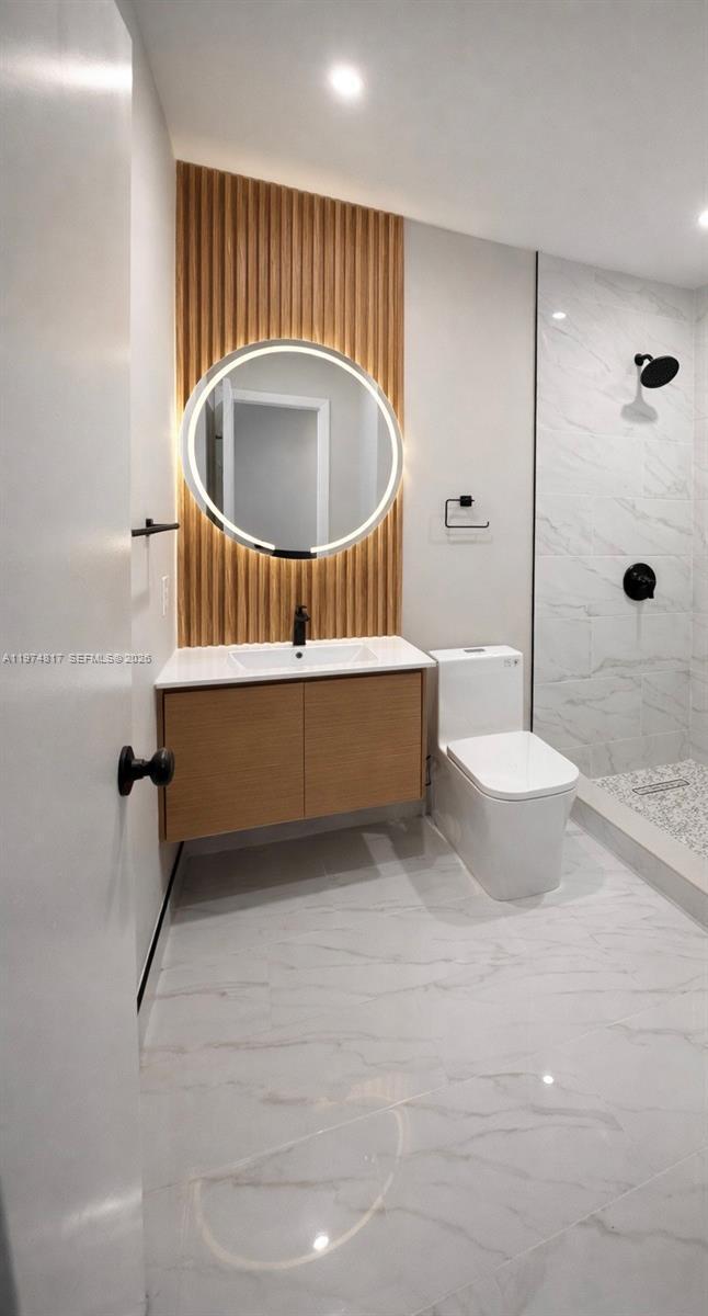 Building Photo - 5935 W 16th Ln