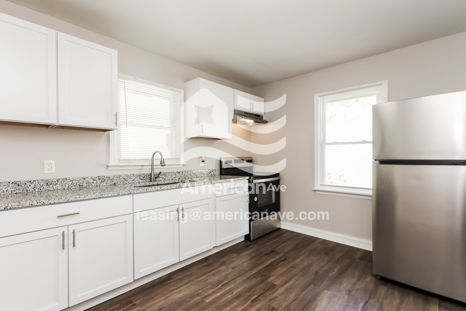 Building Photo - 649 Oakleaf Dr