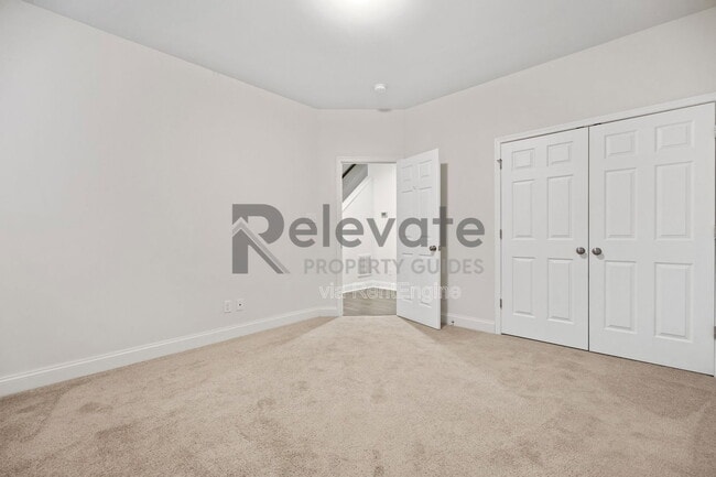 Building Photo - 6851 Dunton Rd