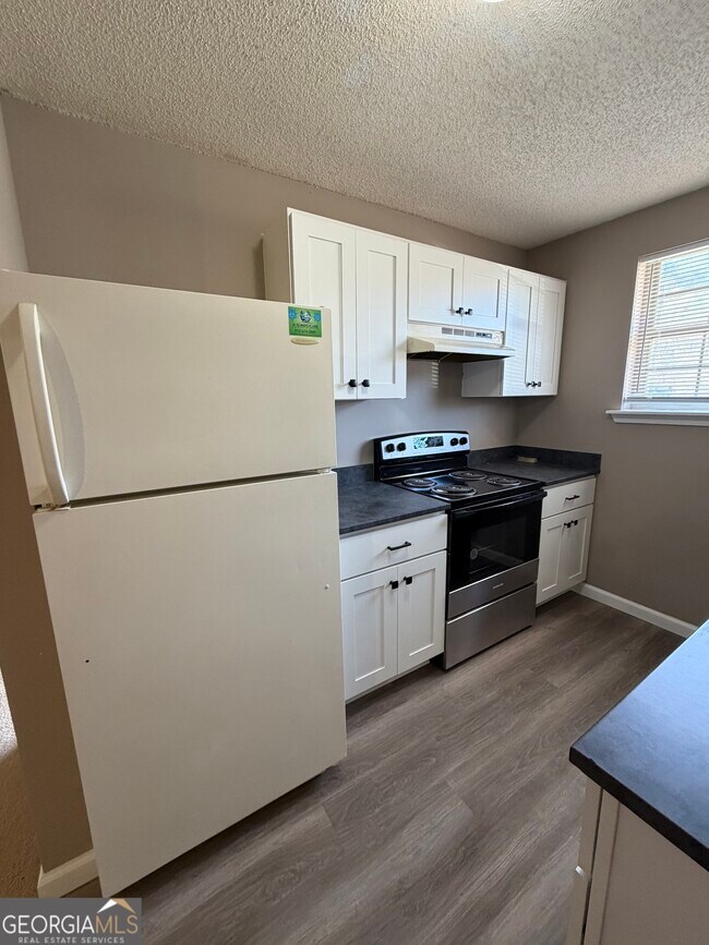 Building Photo - 409 Baltic Ct