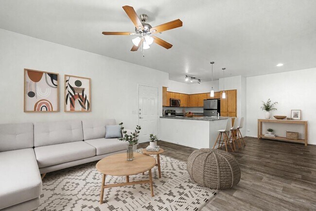 Building Photo - Aldea at Estrella Falls