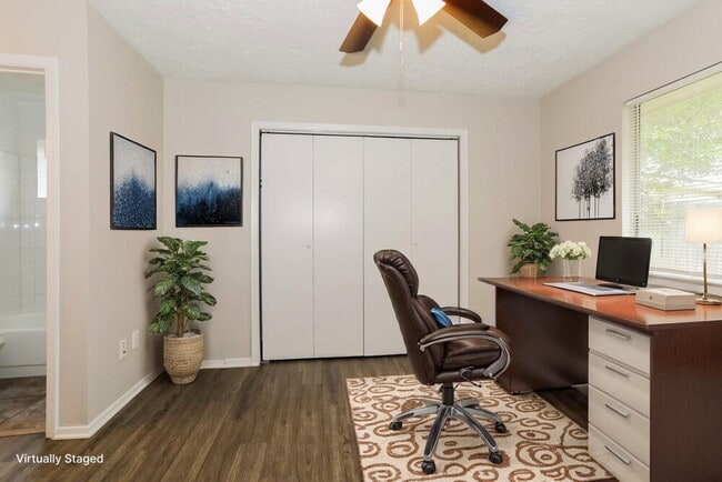 Building Photo - 7318 Sunlight Ln