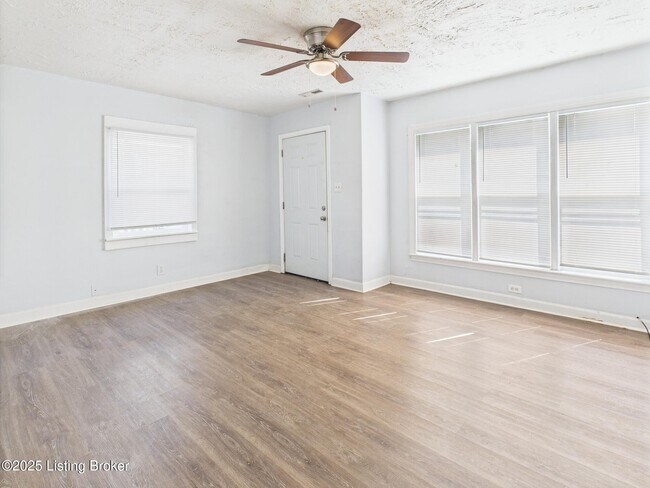 Building Photo - 2019 Hamburg Pike