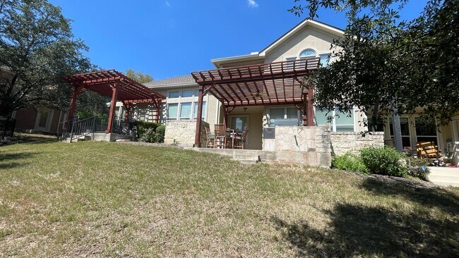 Building Photo - 15321 Glen Heather Dr