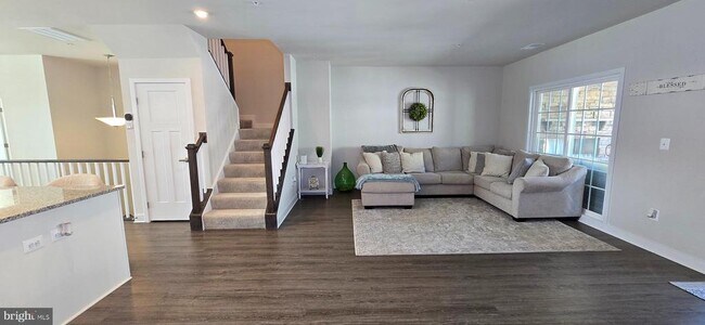 Building Photo - 5426 Greenpoint Ln