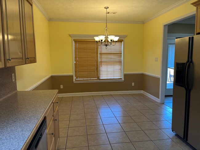 Building Photo - 14 Blueberry Ln