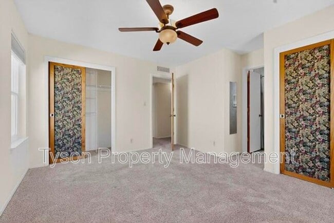 Building Photo - 1225 Del Mastro Dr SW