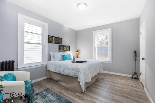 Building Photo - 440 N Grove St