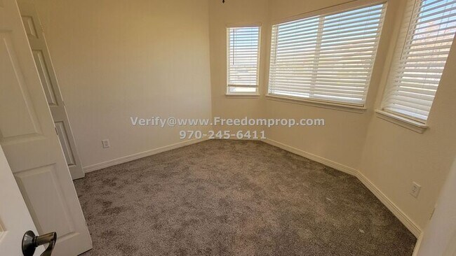 Building Photo - 555 Garden Grove Ct