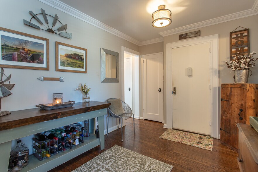 Building Photo - 50 Nathan Hale Dr