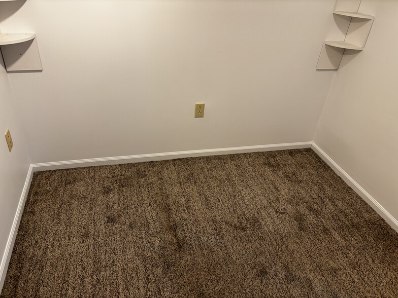 Building Photo - 407 Griffin St