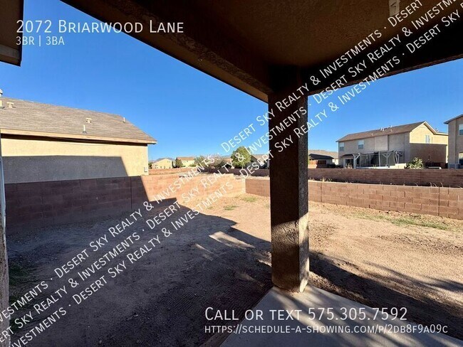 Building Photo - 2072 Briarwood Ln