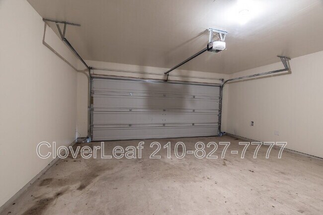 Building Photo - 15266 Snug Harbor Way